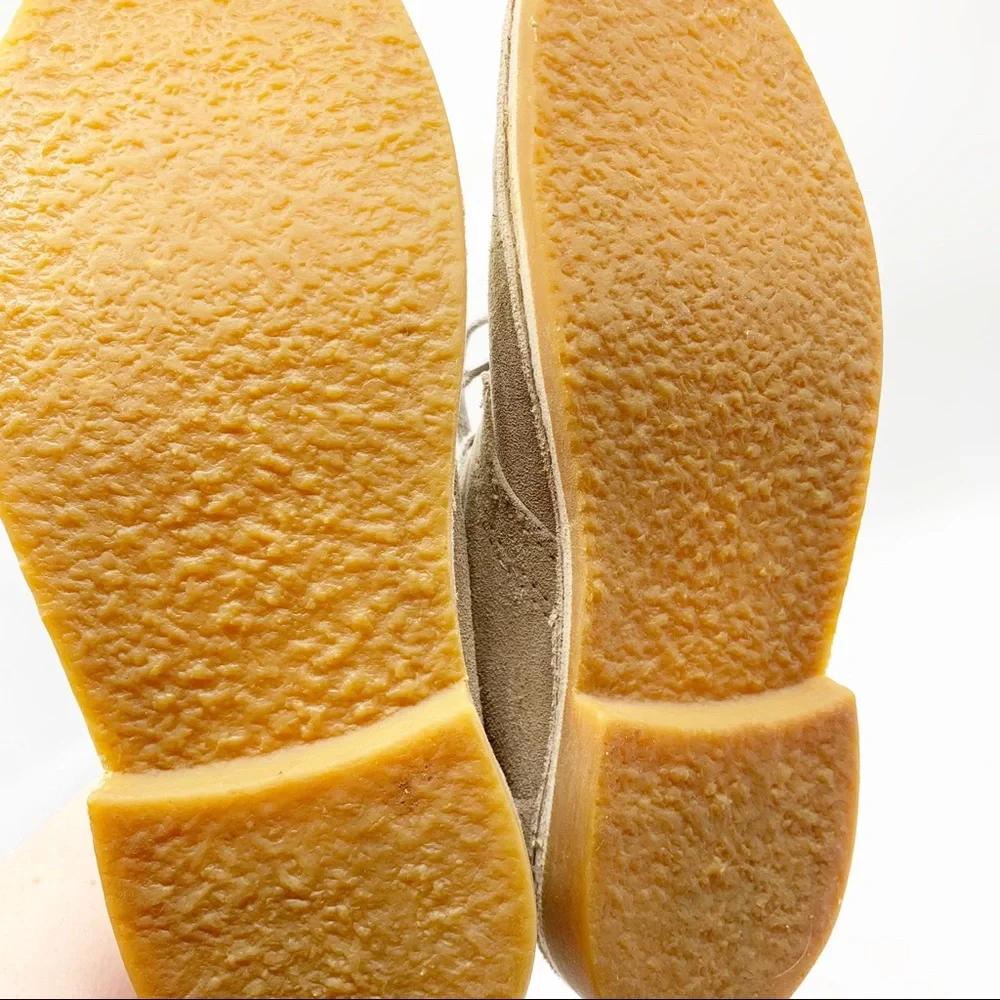 Clarks Women's Tan Suede Ankle Boots - Picture 10 of 13